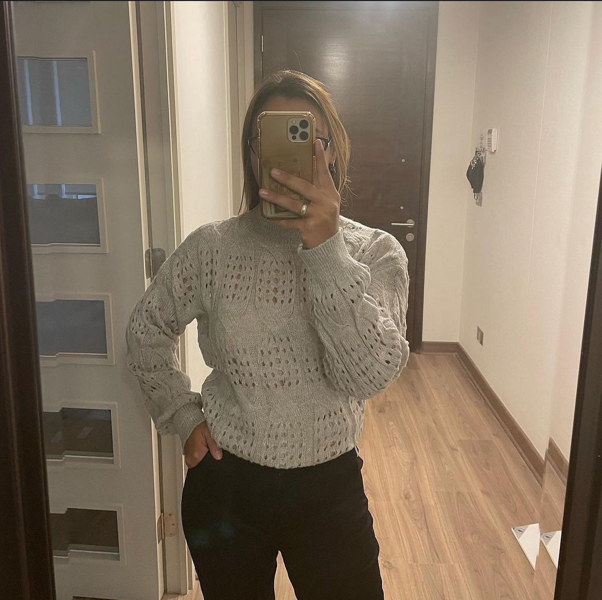 Sweater MIA