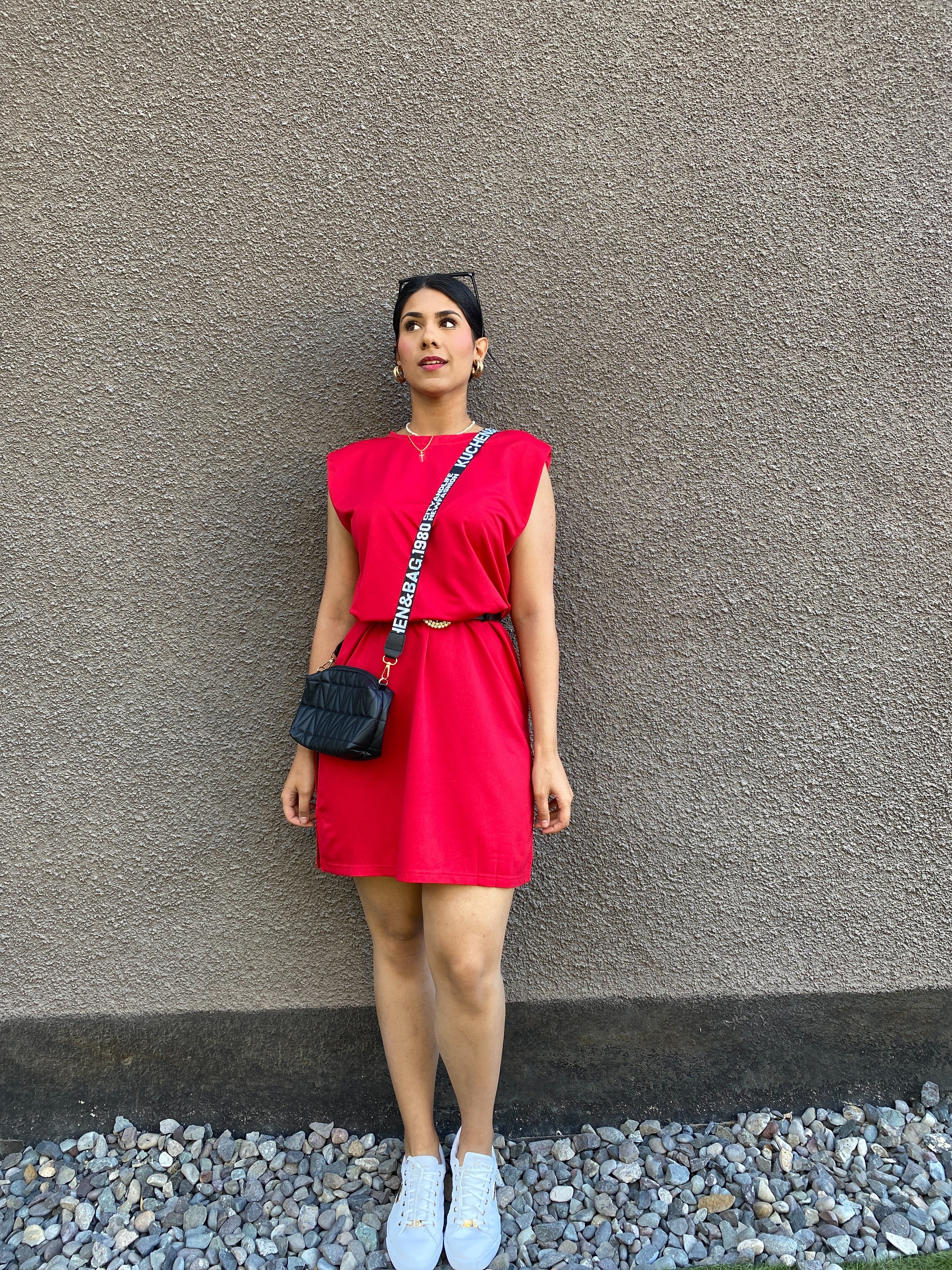 Vestido con hombreras