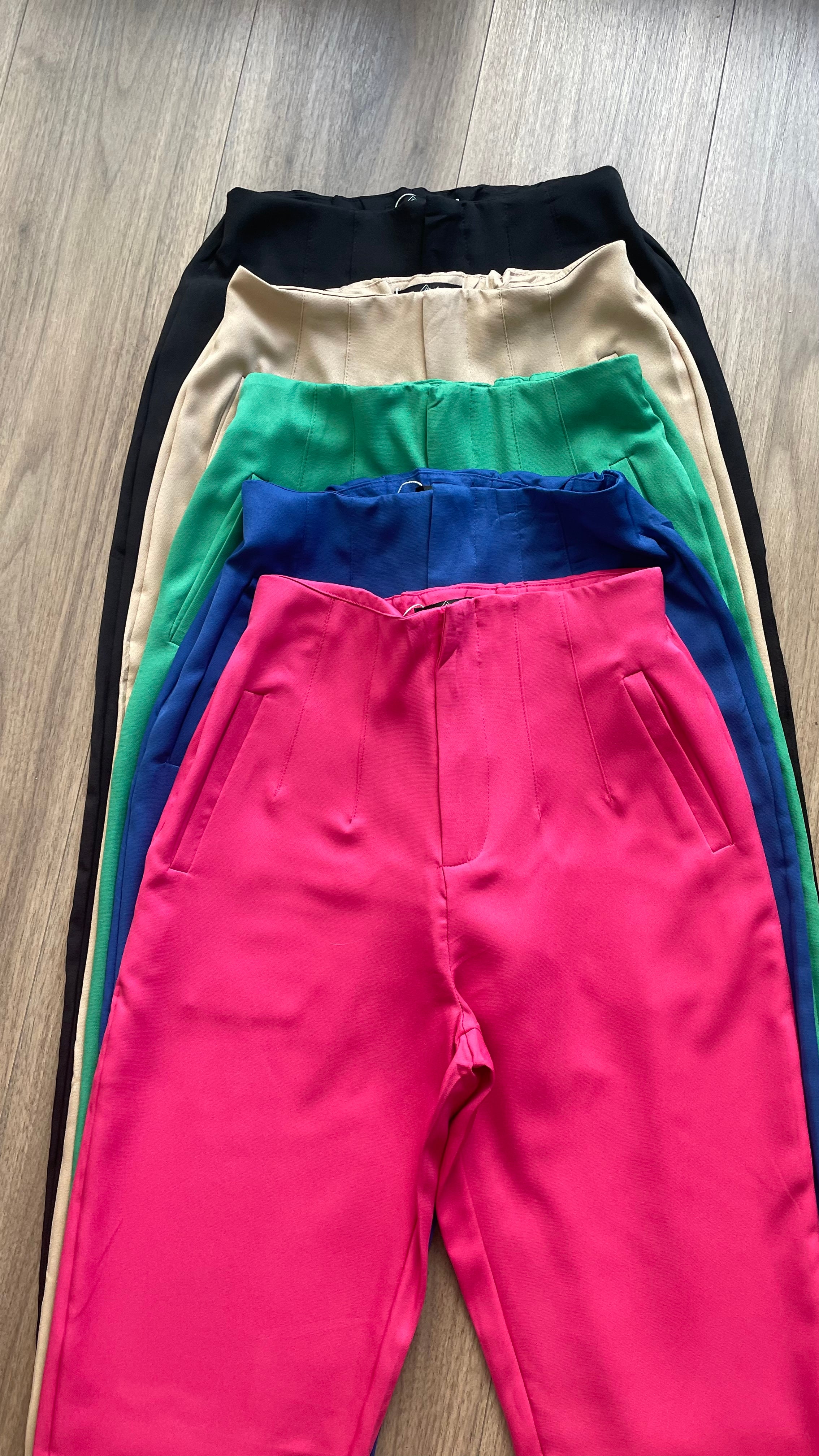 Pantalón pinzas estilo Zara