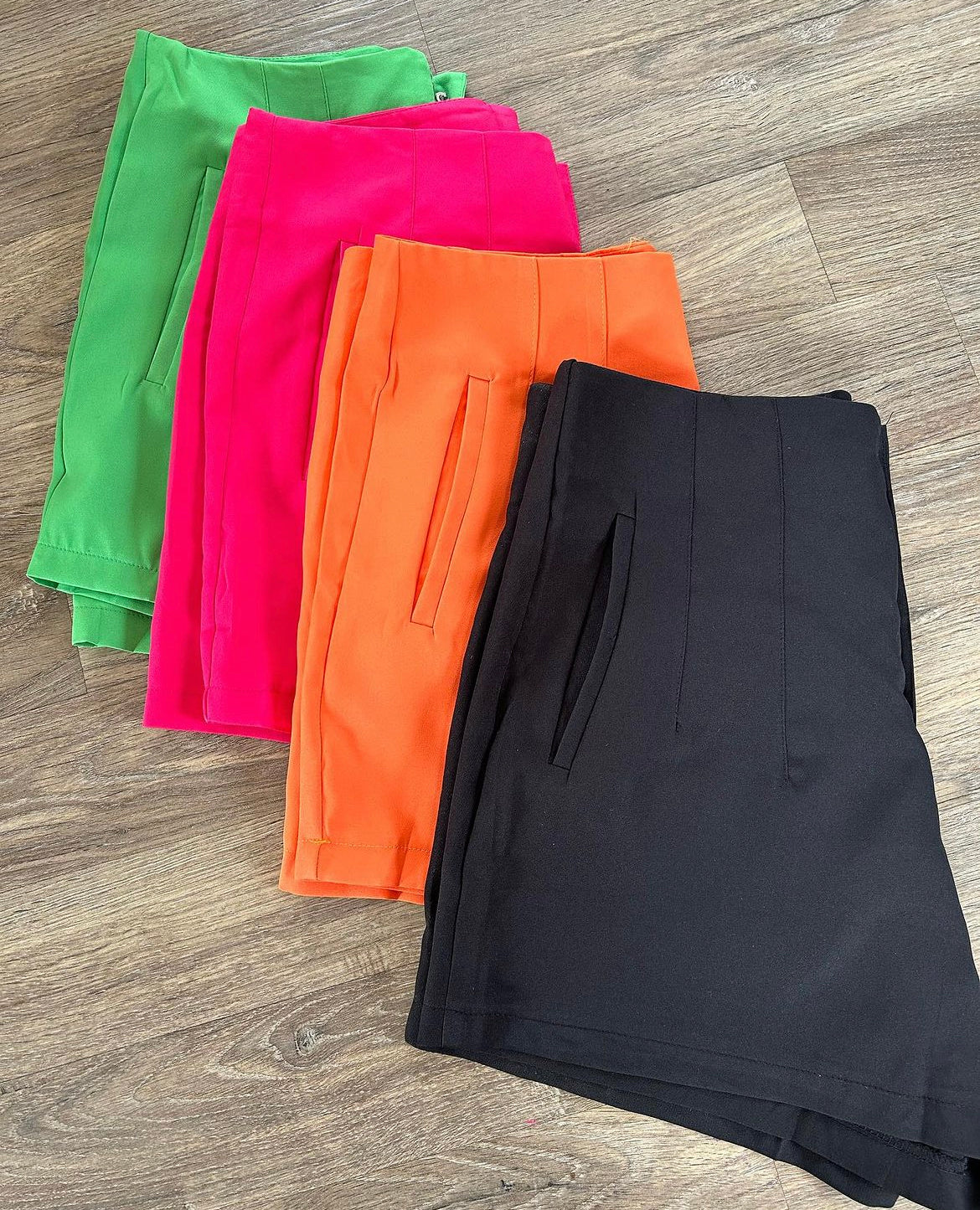 Short pinzas estilo zara