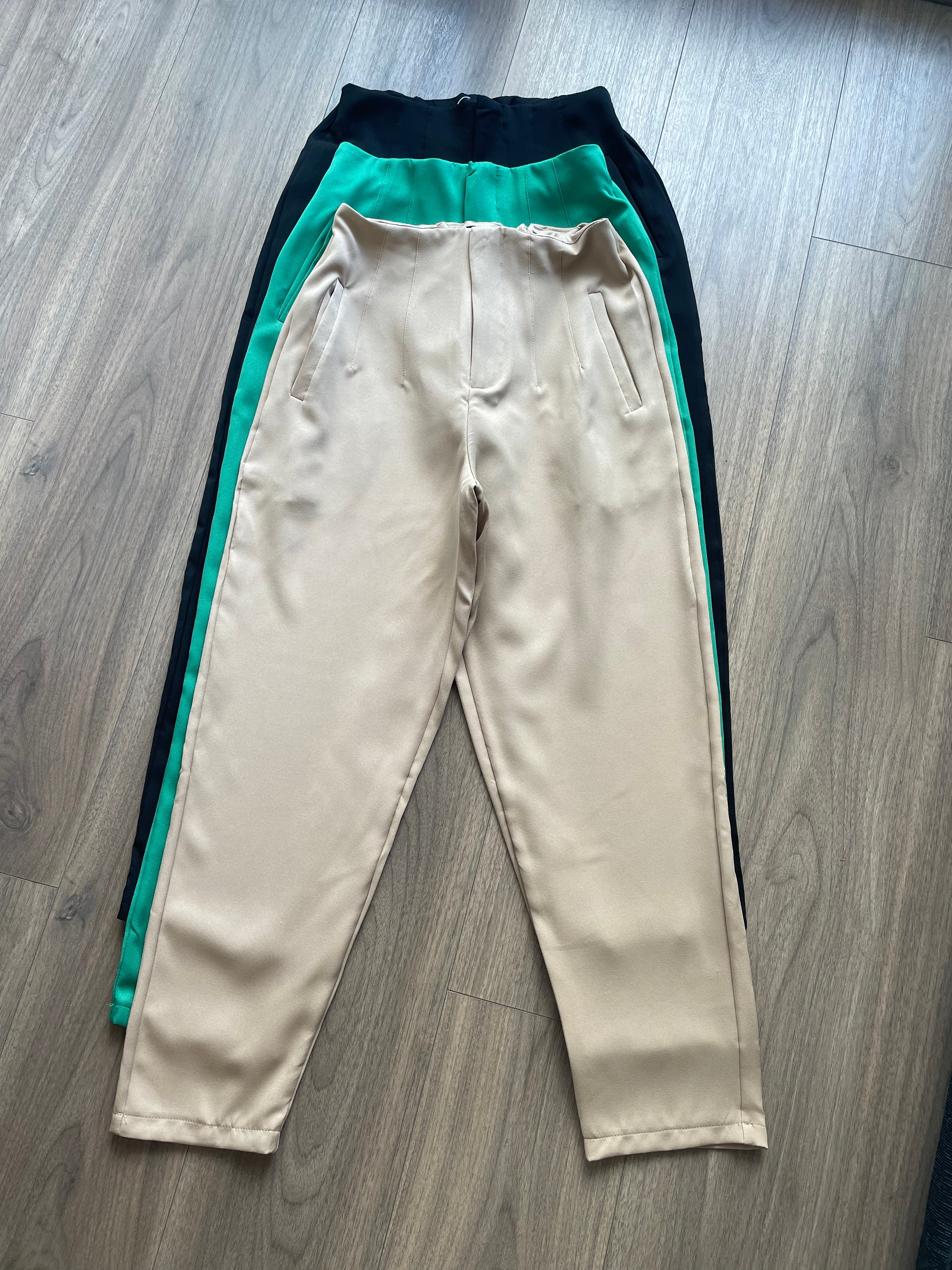 Pantalón pinzas estilo Zara