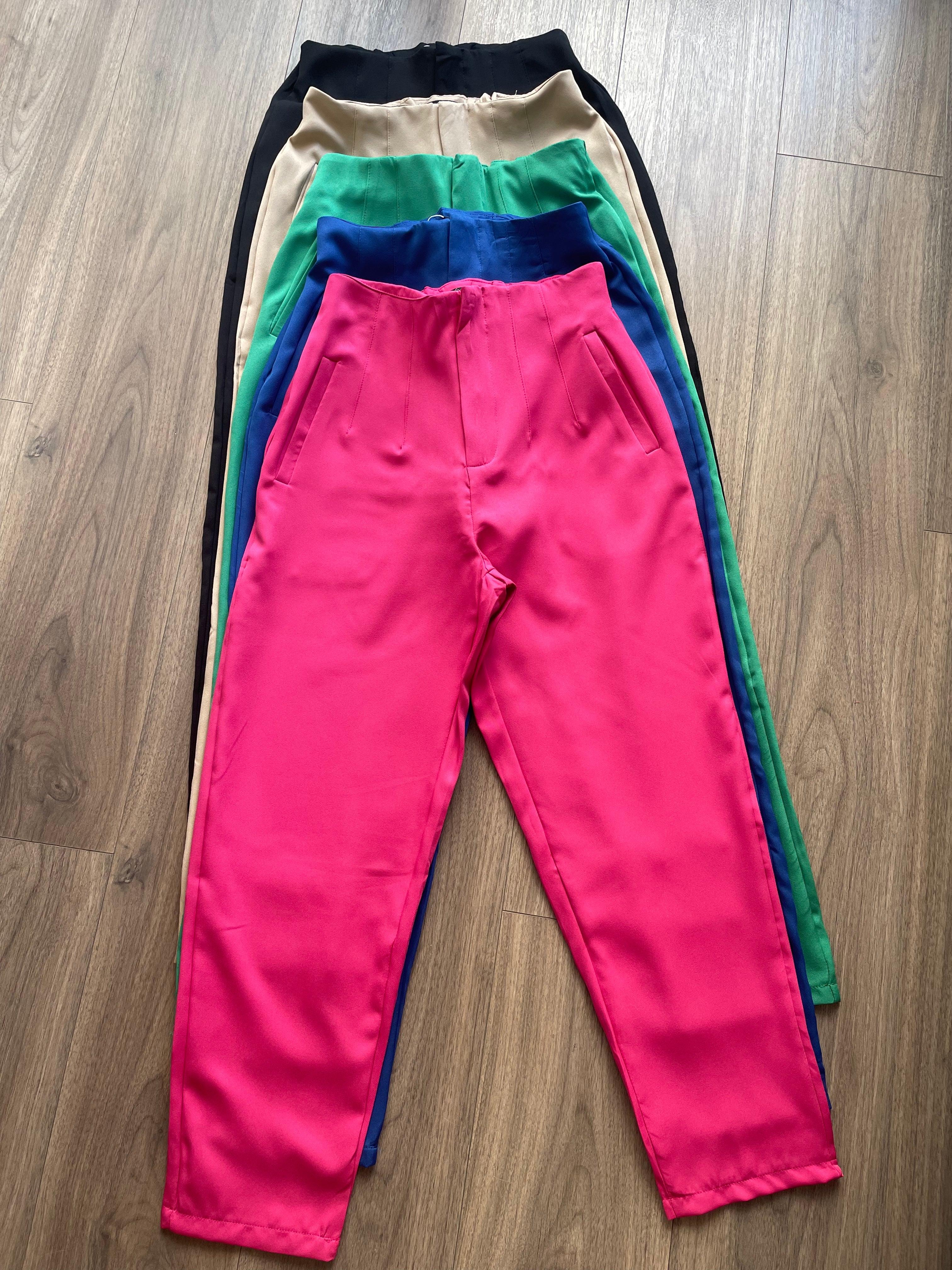 Pantalón pinzas estilo Zara