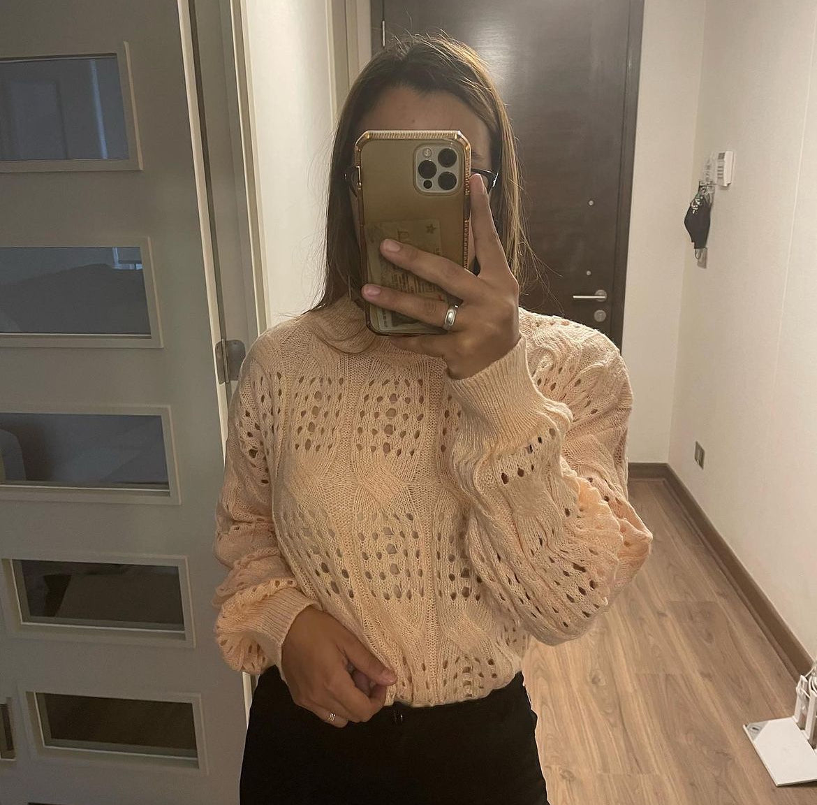 Sweater MIA