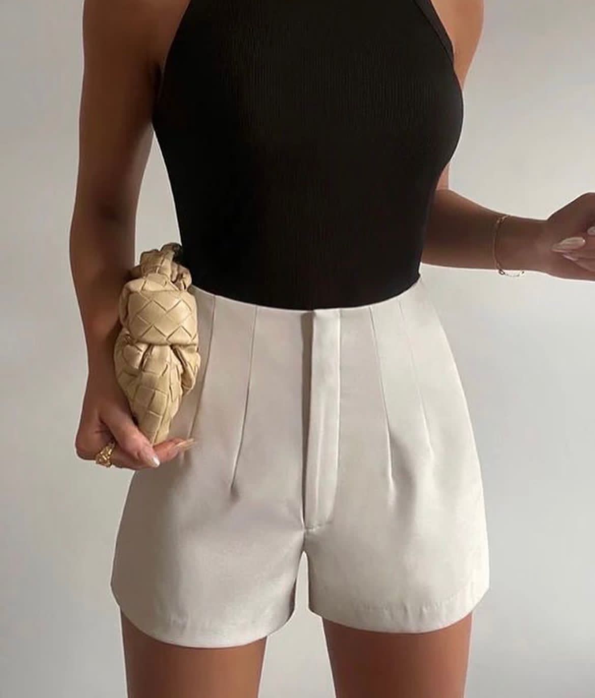 Short pinzas estilo zara