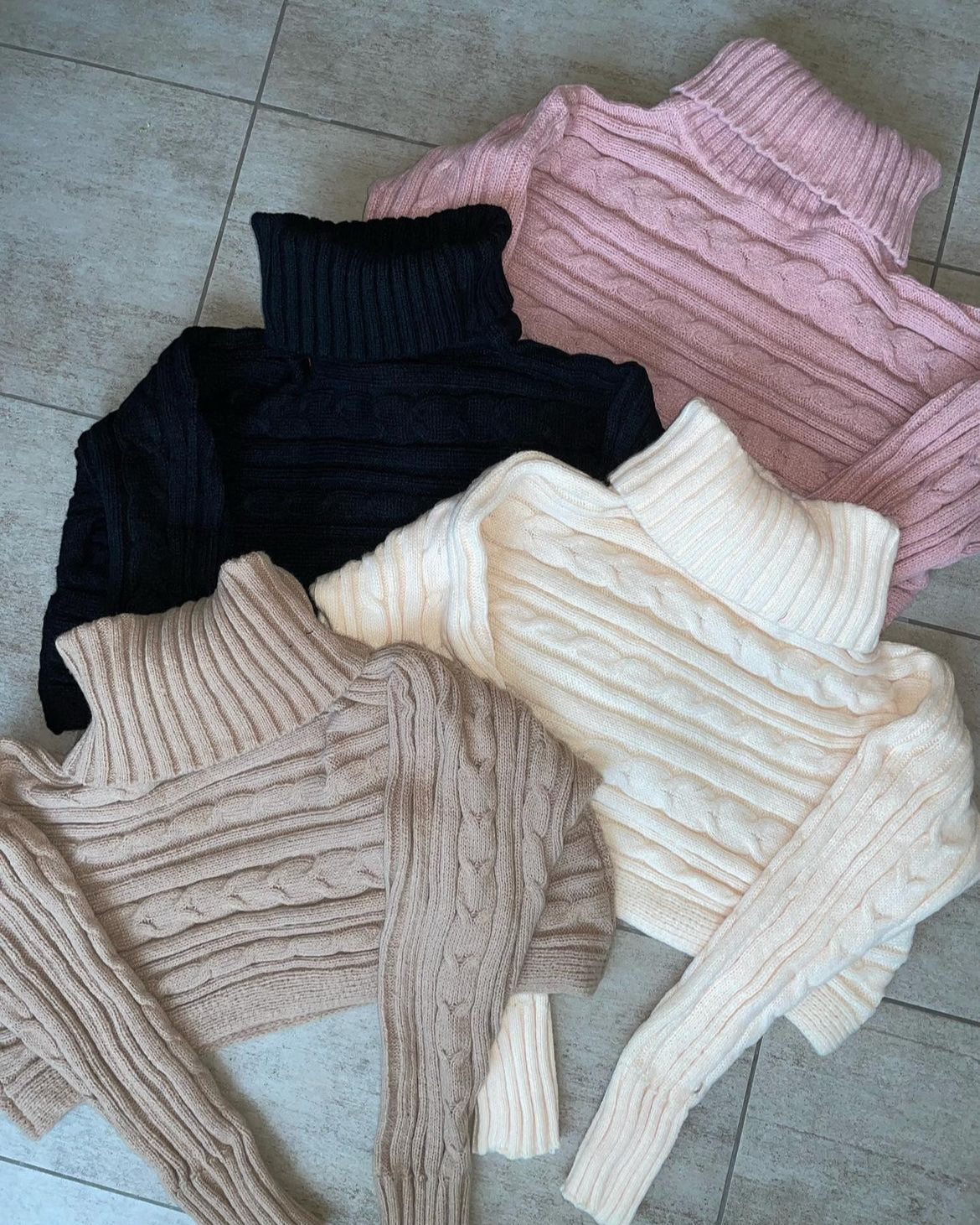Sweater trenzado horizontal