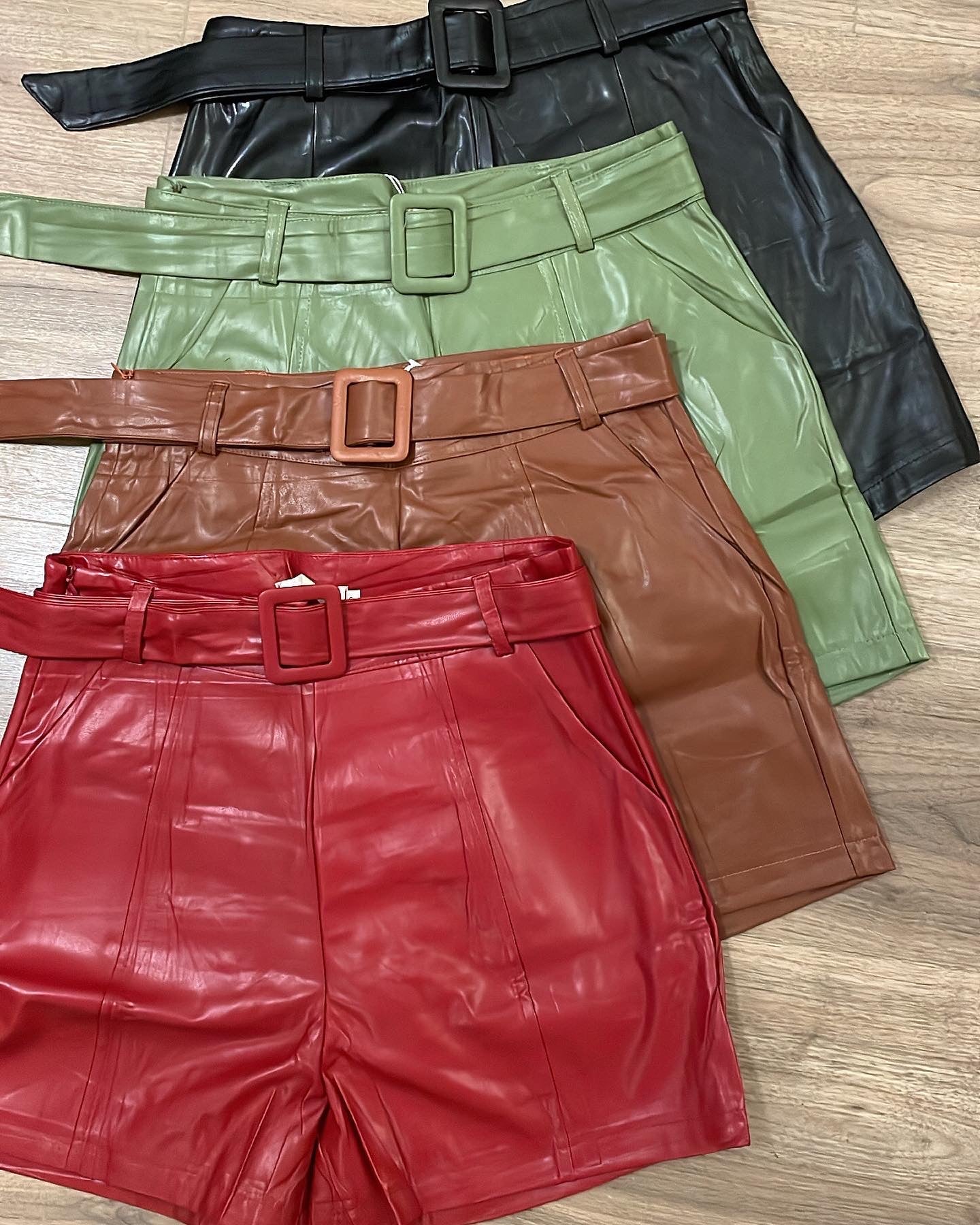 Short ecocuero